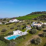 Vila Pinella By *