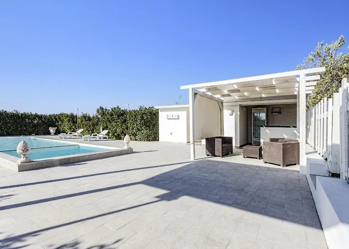 Pinella By