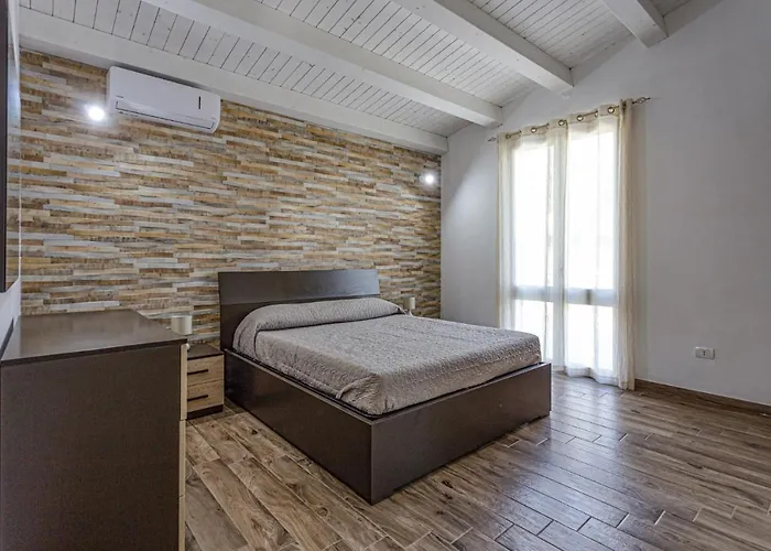 Pinella By
